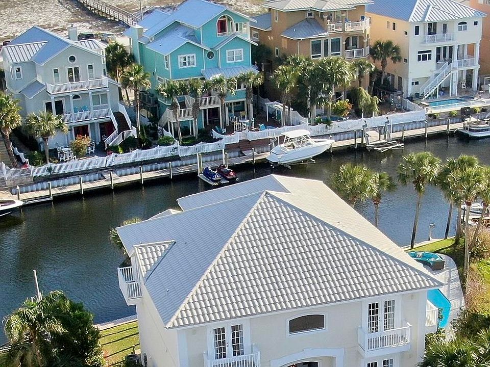 1st image of 139 Le Port Dr