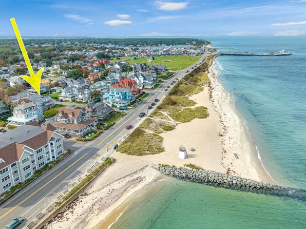 8 Pequot Ave, Oak Bluffs, MA 02557