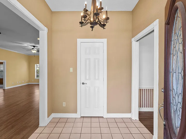 616 Westwood Cir — Photo 6