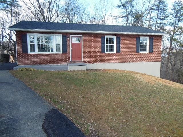 1st image of 2993 Emissary Dr