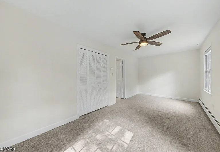 8 Oak Rd — Photo 23