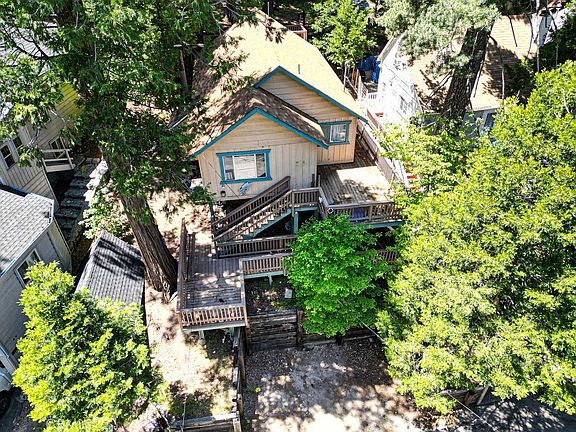 2nd image of 23807 Wildwood Ln