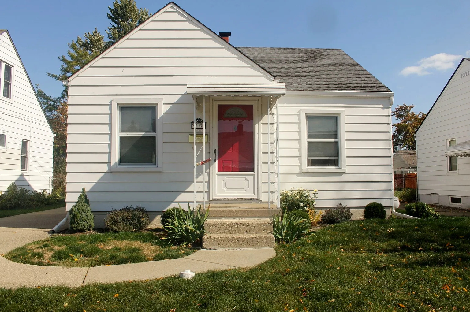 22034 Gascony Ave photo 1