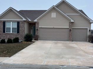10 Scenic Bnd, Festus, MO 63028