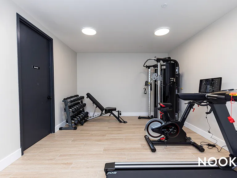 589 Knickerbocker Ave #2B — Photo 12