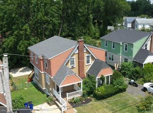 2907 Burden Rd, Brookhaven, PA 19015