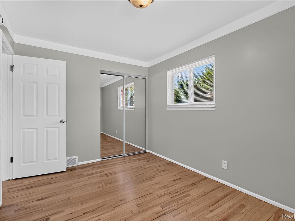215 Edcliff Ct, photo 14