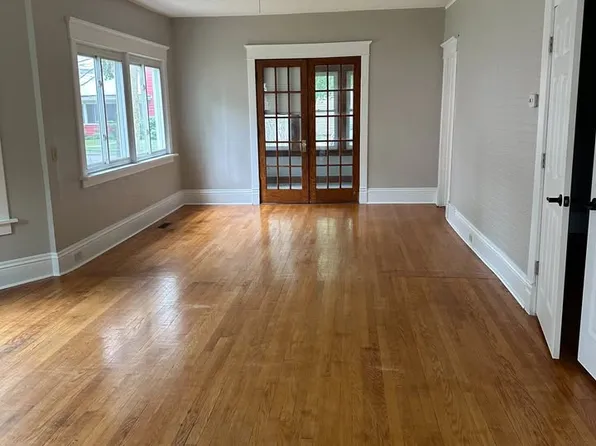 1412 Charles St, La Crosse, WI 54603