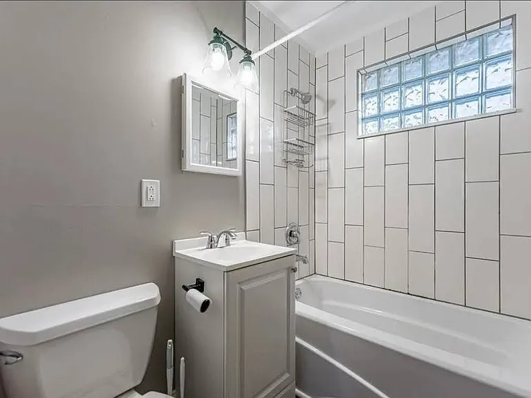 3022 Guilford Rd — Photo 2