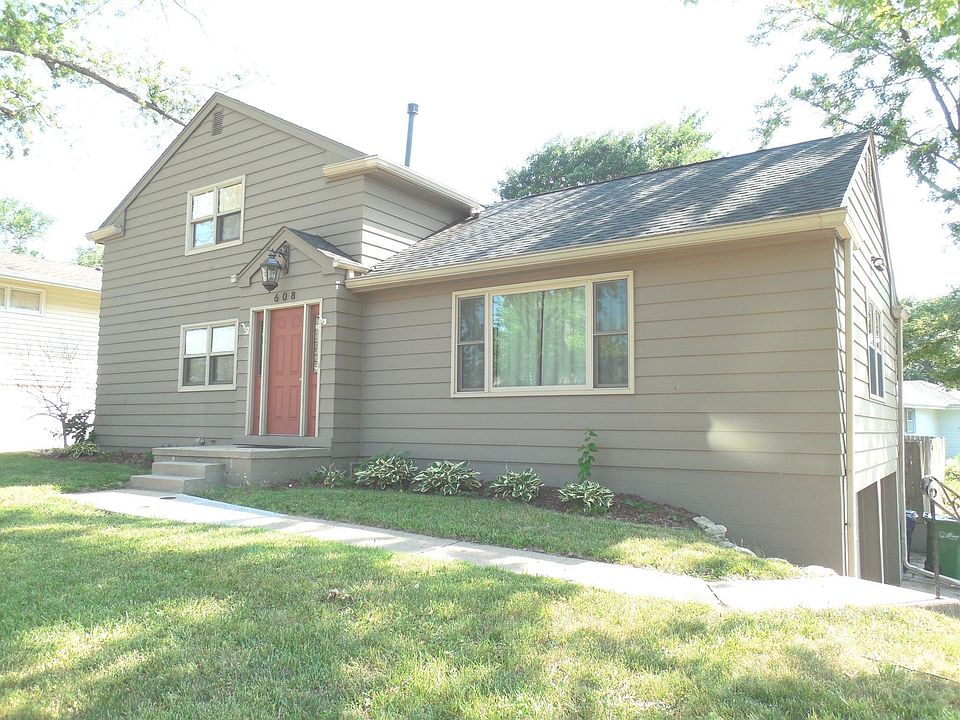 Welcome To This Charming, One-Of-A-Kind Home Featuring 4 Generous Bedrooms, 3 Full Bathrooms, And An Over Sized 2 Car Garage