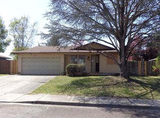 2820 Terr Mont Loop, White City, OR 97503