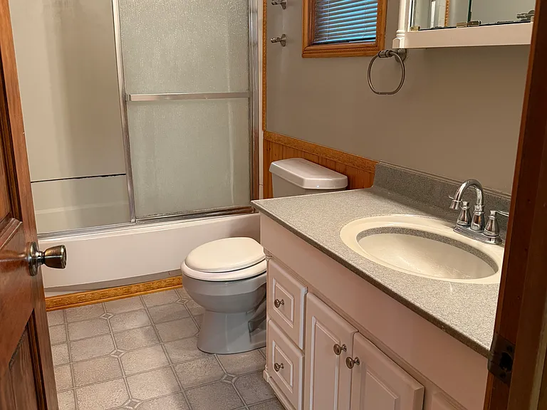 2557 S Cedar St — Photo 8