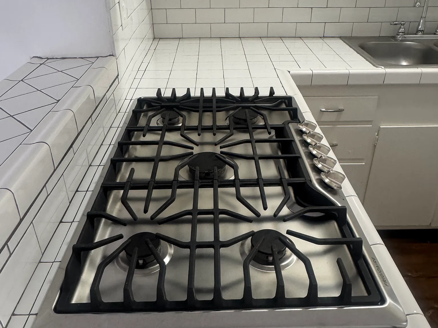 1 bed, 700 sqft, $2,295 — Photo 3