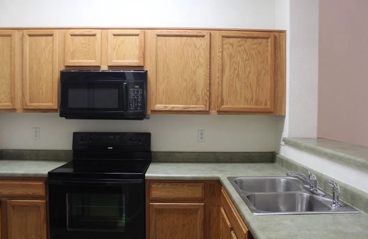 3 bed, 1270 sqft, $1,795 — Photo 3