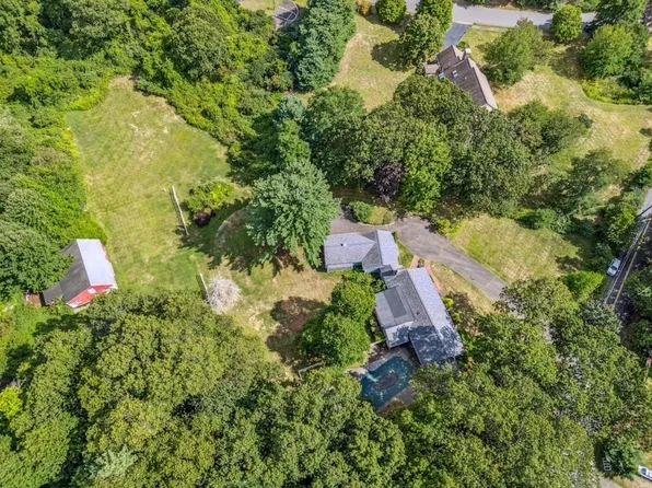 94 Goodmans Hill Rd, Sudbury, MA 01776