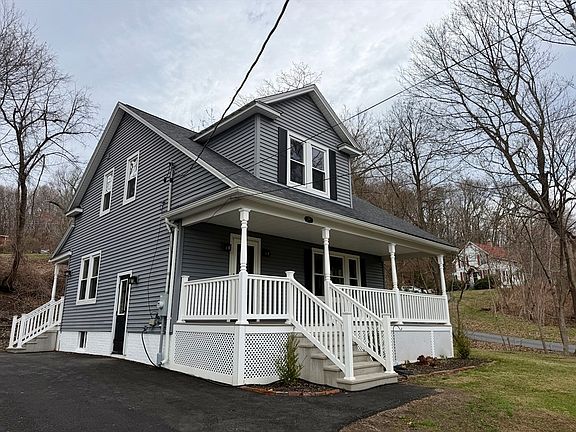 2nd image of 34 Ludlow Rd
