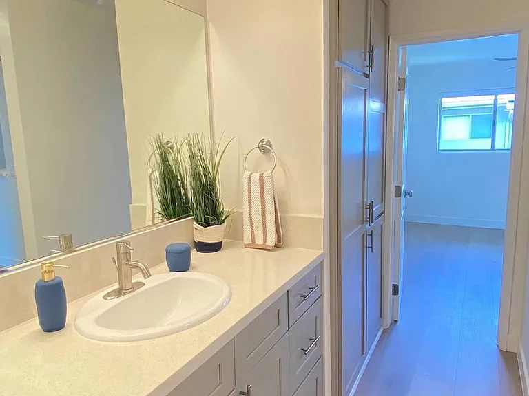 Tustin Palms Apartment Homes — Photo 61