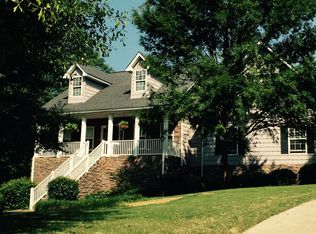 520 Lakeside Dr, Anderson, SC 29621