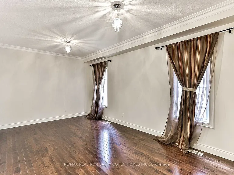 79 Giordano Way — Photo 4