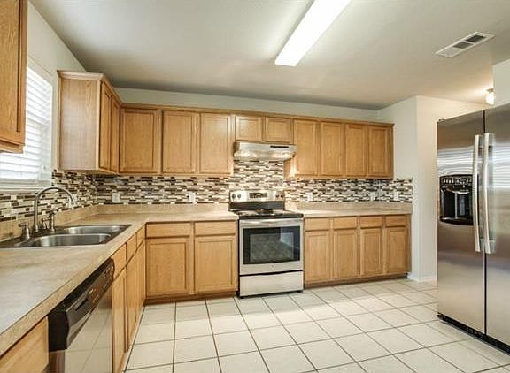 2nd image of 13221 Padre Ave