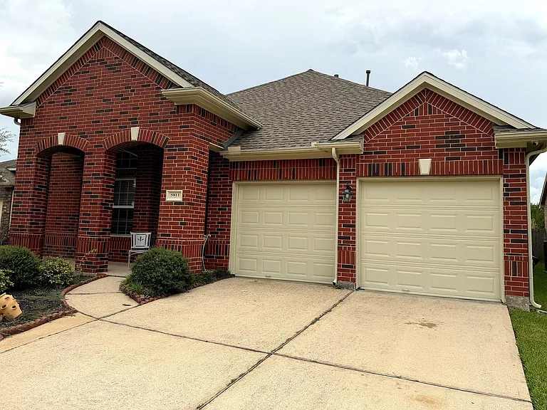 5811 Deleon Trail Dr — Photo 2