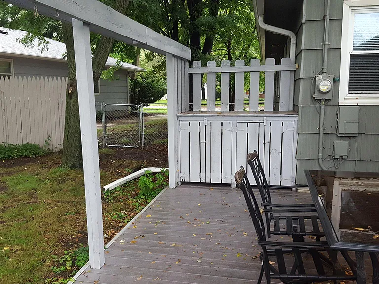 Deck/patio