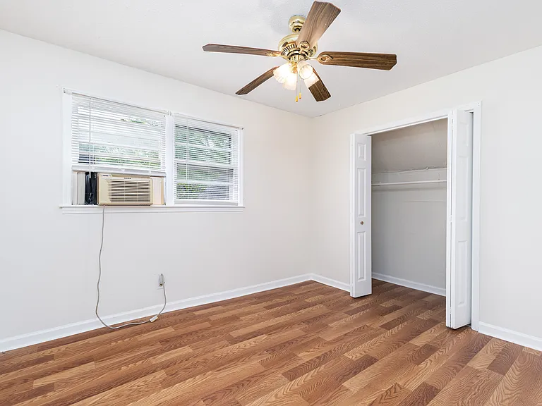 spare bedroom