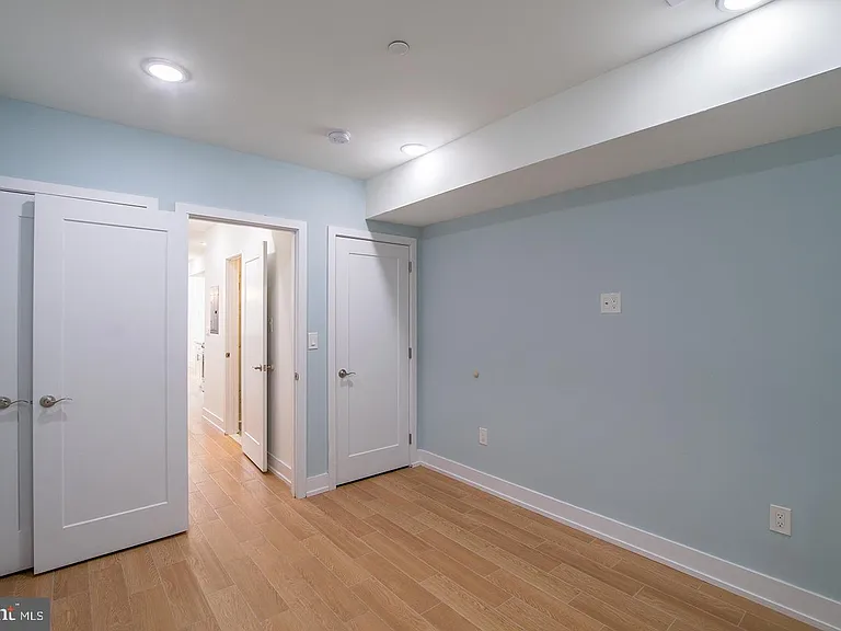 1220 N Lecount St #A — Photo 15