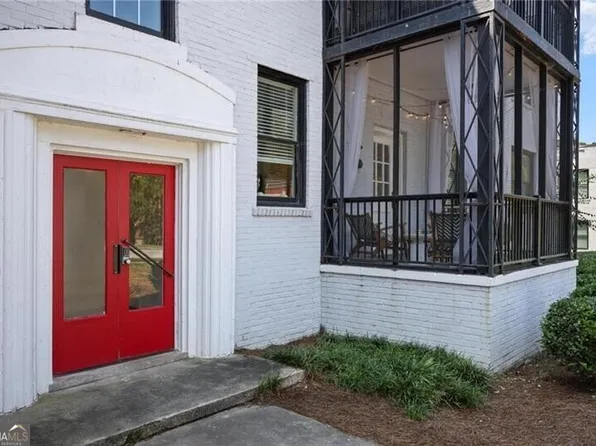 88 Peachtree Memorial Dr NW #2, Atlanta, GA 30309