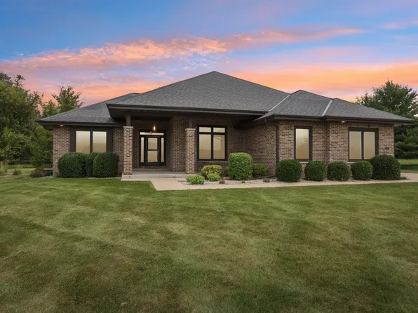318 Cypress POINT, North Prairie, WI 53153