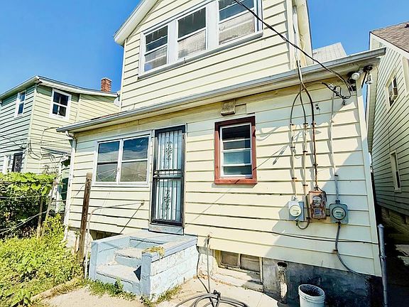 5th image of 13121 Charest St