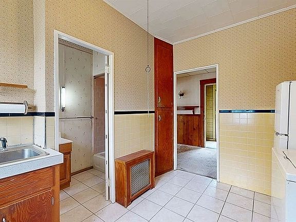 3rd image of 14 Hadwen Rd