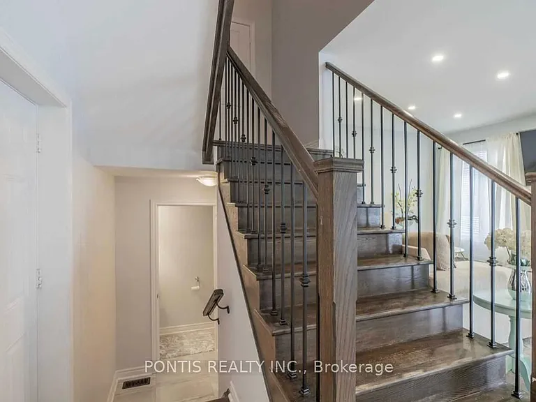 2318 Lozenby St — Photo 13