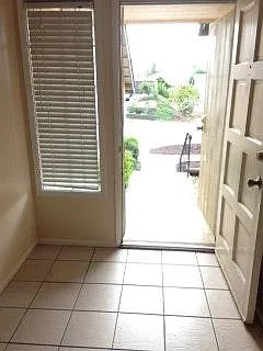 3 bed, 1572 sqft, $3,895 — Photo 3