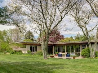465 Blank Ln, Water Mill, NY 11976