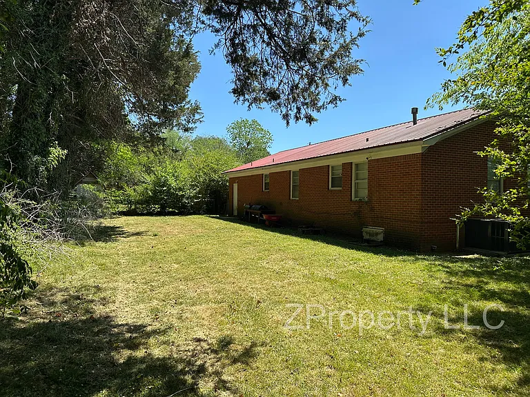 4810 Lumary Cir NW — Photo 11
