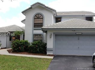 10830 NW 18th Ct, Plantation, FL 33322