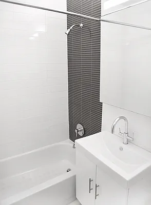 Rented by Nest Seekers International | media 40