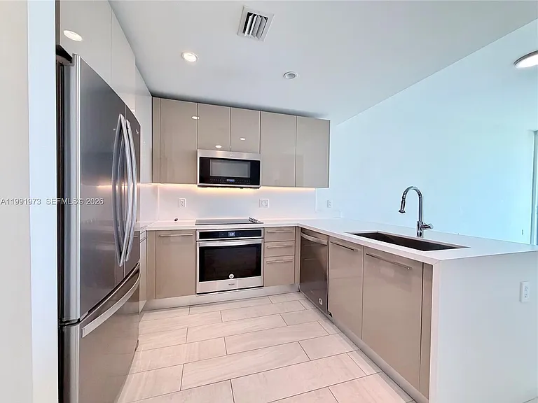2000 Metropica Way #2208 — Photo 5