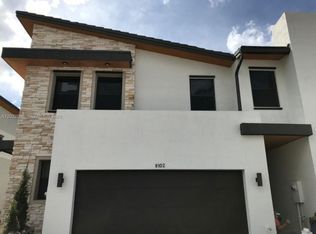 8102 NW 105th Ct, Doral, FL 33178
