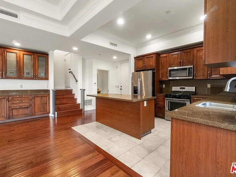 10765 Wilkins Ave #3 — Photo 2