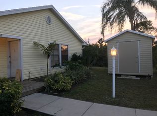 445 14th Pl SW, Vero Beach, FL 32962