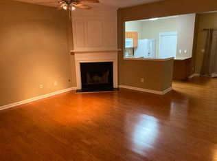 1054 Prestwyck Ct, Alpharetta, GA 30004