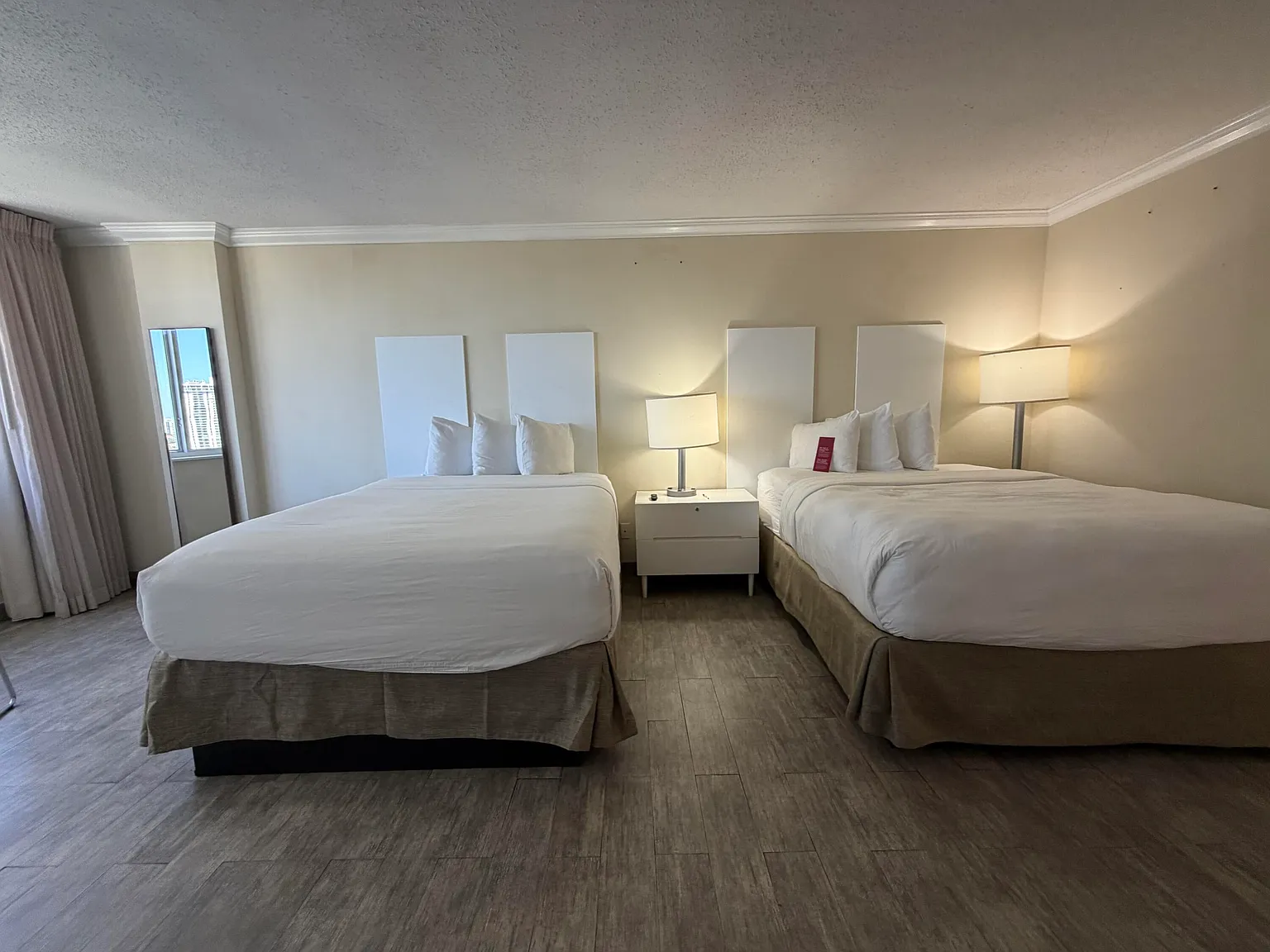 Studio, 1.0 bath, 410 sqft, $2,200 — Photo 4
