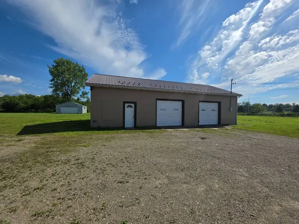 9709 Station Rd, Erie, PA 16510