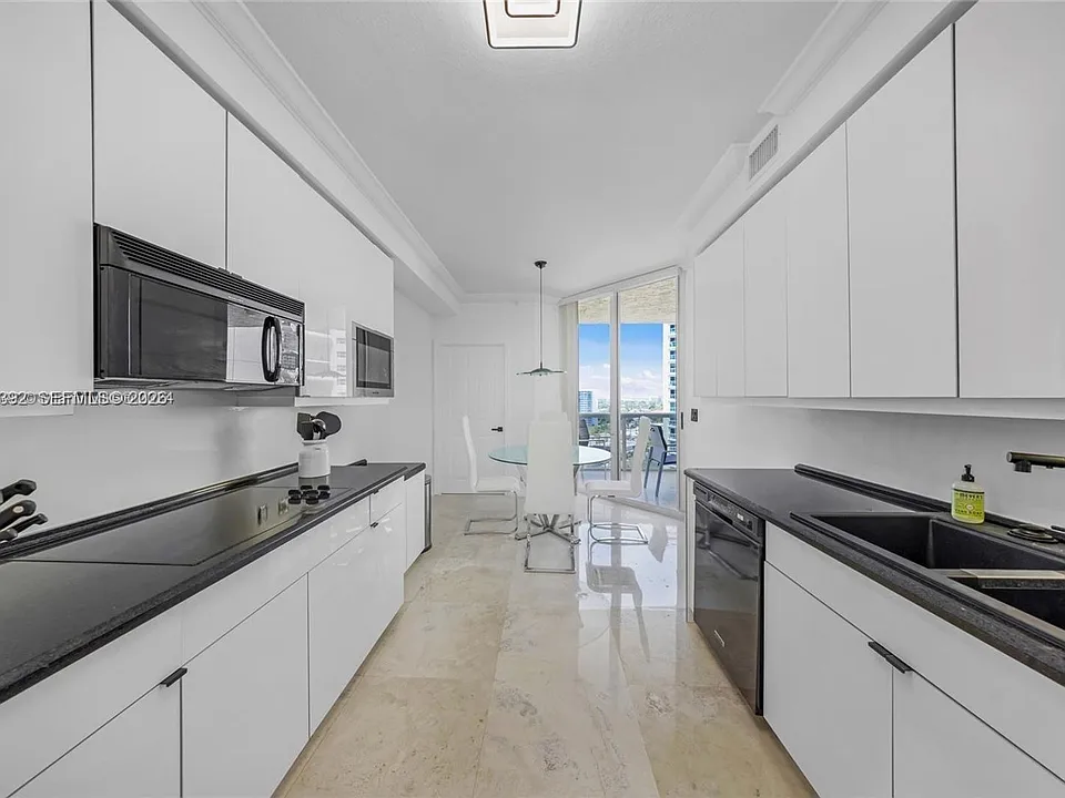 3200 N Ocean Blvd #1404
