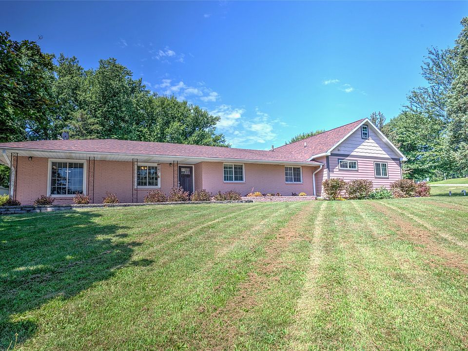 1st image of 7951 SE Vandalia Dr