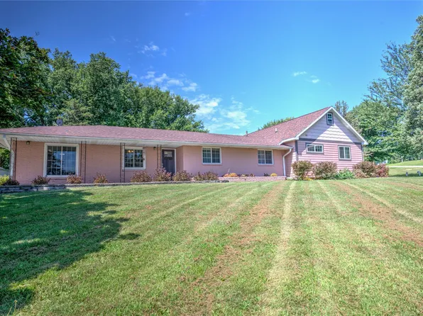 7951 SE Vandalia Dr, Runnells, IA 50237
