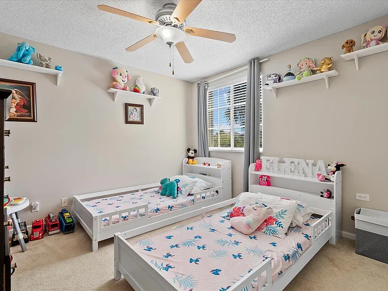 114 Lancaster Way — Photo 19