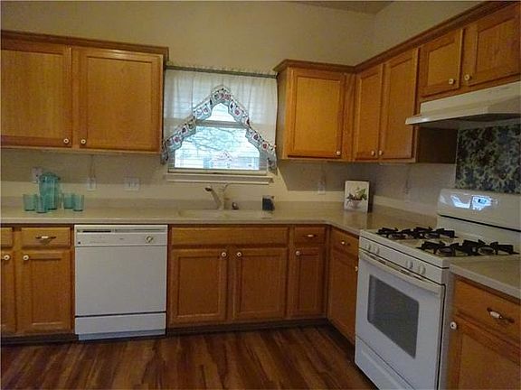 5th image of 2601 Winslow Dr